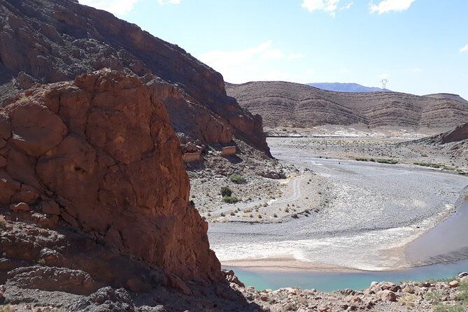 2-Days Desert Tours From Fes With Overnight in Luxury Camp - Itinerary and Pickup Information