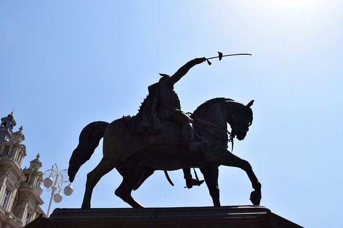 2-Hour Private Walking Tour in Zagreb City With Guide (Up to 10) - Group Size and Pricing