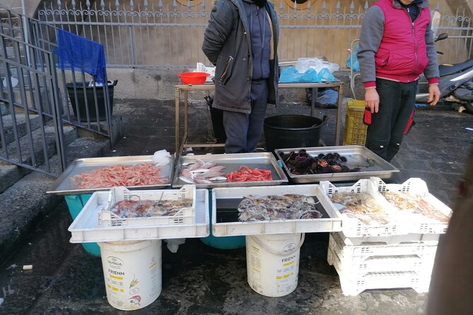 2 Hours and a Half Private Guided Tour of Catania - Guide Expertise and Personalization