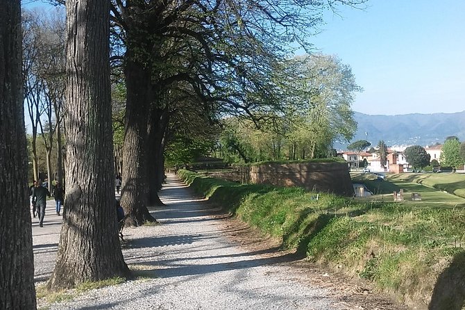 2-Hours Relax Walking Tour Through Lucca - Additional Information