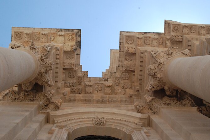 3 Hours Guided Tour of the Archaeological Park of Neàpolis and Ortigia - Discovering Ortigia Island