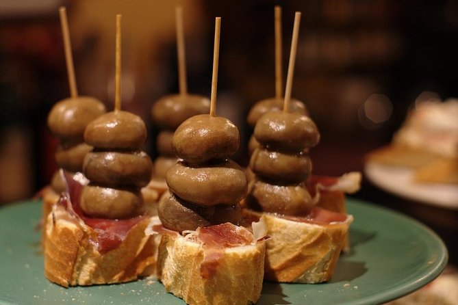 3 Hours Private Guided Tapas Walking Tour in Seville - Practical Details and Accessibility