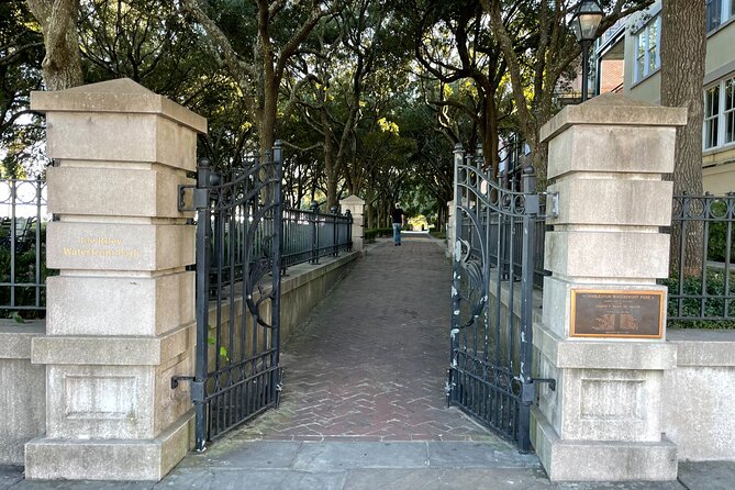 300 Years of War and Peacetime in Charleston: A Self-Guided Audio Tour - Accessibility Considerations