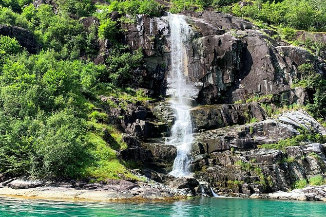 4 Day Bergen - Hardangerfjord Private Fjord-Cruise - Waterfall Swimming Adventures