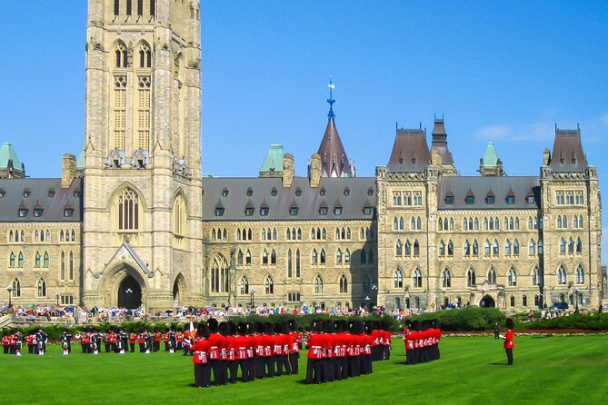 4-Hour Private Tour of Ottawa - Scenic Rideau Canal Cruise