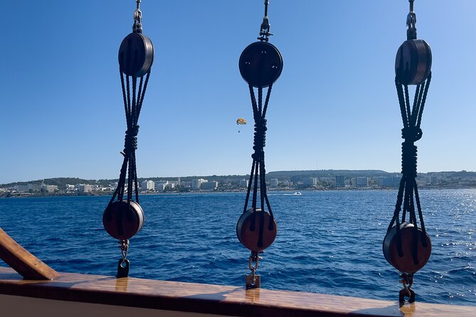 4-Hour Shared Cruise Tour in Protaras and Ayia Napa - Onboard Activities
