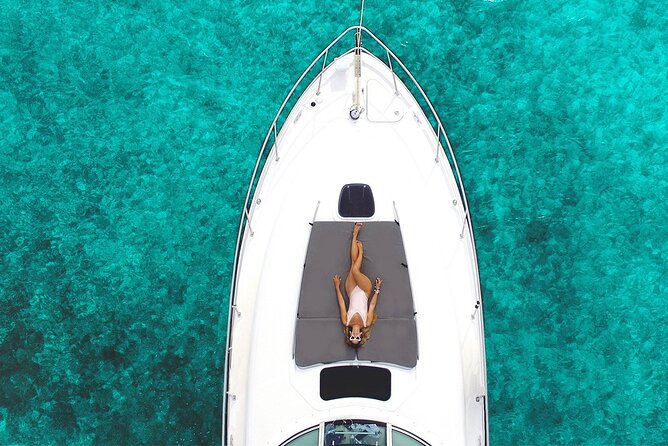 5-Hour Private 40 Yacht Tour to In-Ha Reef With Open Bar, Food & Snorkel - Reviews and Recommendations