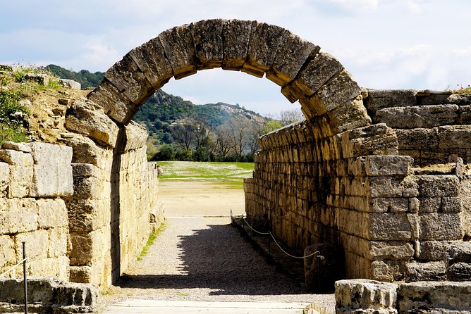 7 Days Private Tour: Argolida - Sparta - Monemvasia - Mani - Olympia & Delphi - Highlights of the Tour