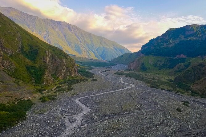 A Day Trip to Great Caucasian Mountains - Georgian History and Culture