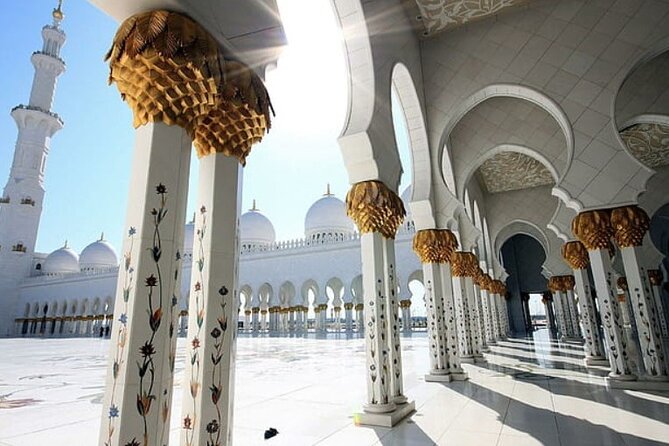 Abu Dhabi City Tour With Grand Mosque Tour -Pick up From Dubai - Guest Reviews and Feedback