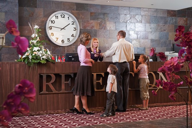 Anaheim Resort Private Transfer To or From Hollywood, CA. - Guest Reviews Highlight