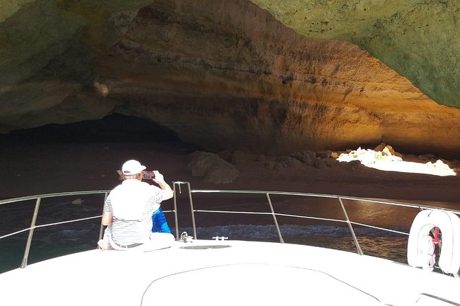 Benagil Cave Tour Sunseeker Portofino 53 5H - Wine Tasting and Snacks