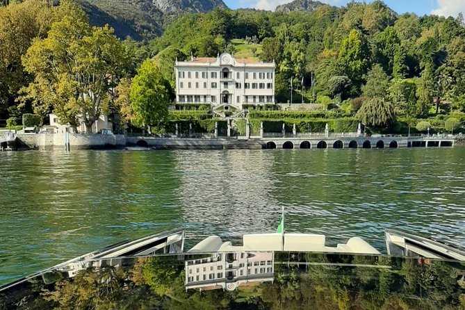 Best of Lake Como: Guided Visit to Villa Carlotta + 1 H Private Watertaxi Cruise - COVID-19 Protocols