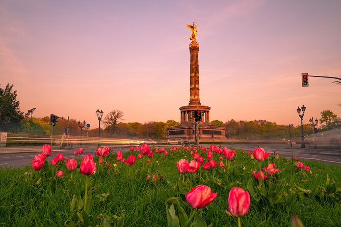 Bike Tour of Berlin Top Attractions With Private Guide - Eco-Friendly Biking Experience