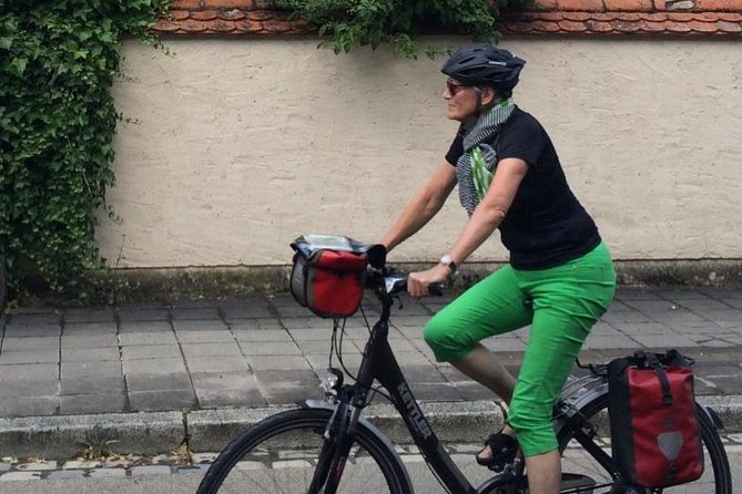 Bike Tour Through Prague in German - Guided by Experts