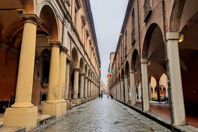 Bologna Airport Transfers : Bologna City to Bologna Airport BLQ in Luxury Van - The Sum Up