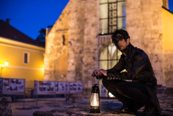 Budapest: Buda Castle District Vampires and Myths Night Tour - Booking Information