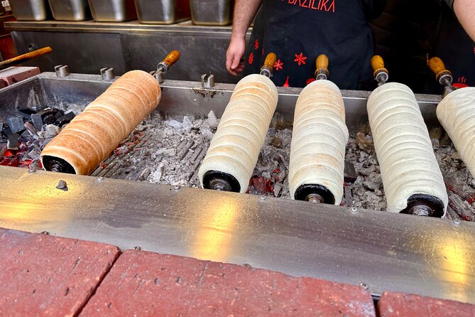Budapest Urban Treats - Private Tour of Coffee Houses With Hungarian Desserts - Personalizing Your Dessert Adventure