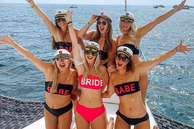 Cabo San Lucas Three Hour Private Boat Snorkeling Tour - Cabos Iconic Landmarks