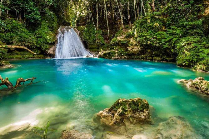 Calypso Rafting Blue Hole and Scotchies Ocho Rios - Exploring Blue Hole