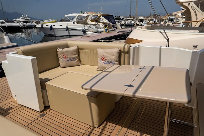 Capri Boat Tour From Sorrento - Speedboat 37FT - Vessel and Crew