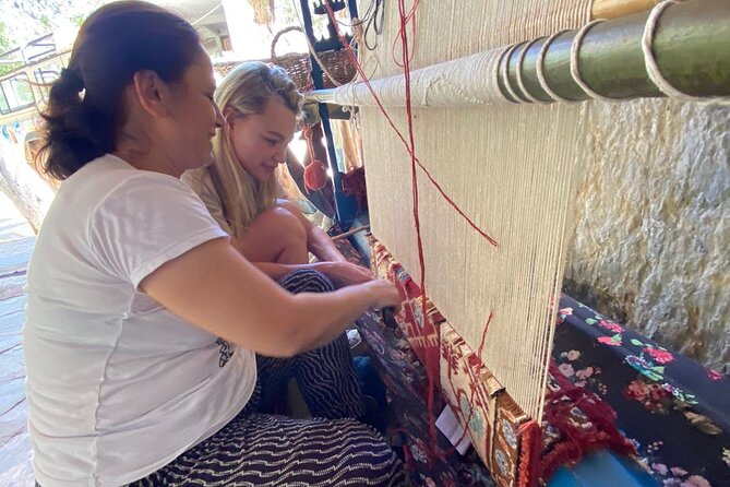 Carpet Weaving Art Lessons & Experience - Flexible Scheduling and Convenient Pickup