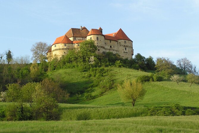Castle Trakoscan and Museum Private Day Tour From Zagreb - Optional Lunch Opportunity