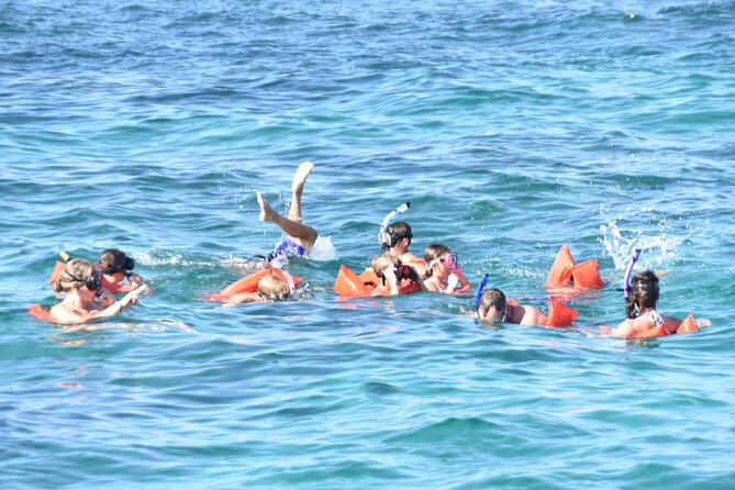 Catamaran Cruise and Beach Lunch - Snorkeling and Natural Pool