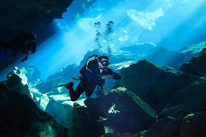 Cenotes Diving - Diving in Cenotes