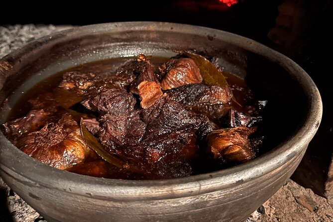 Chanfana: Cooking Traditional Portuguese Cuisine Experience - Sharing the Culinary Journey