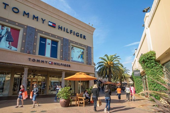 Citadel Outlets Transfer From Anaheim With VIP Lounge, Storage & LAX Drop-Off - Booking Process and Requirements