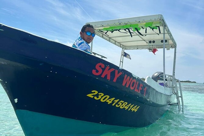 Cozumel Private 4-Hour Boat Tour to El Cielo With Snorkeling - Crew Members Praised