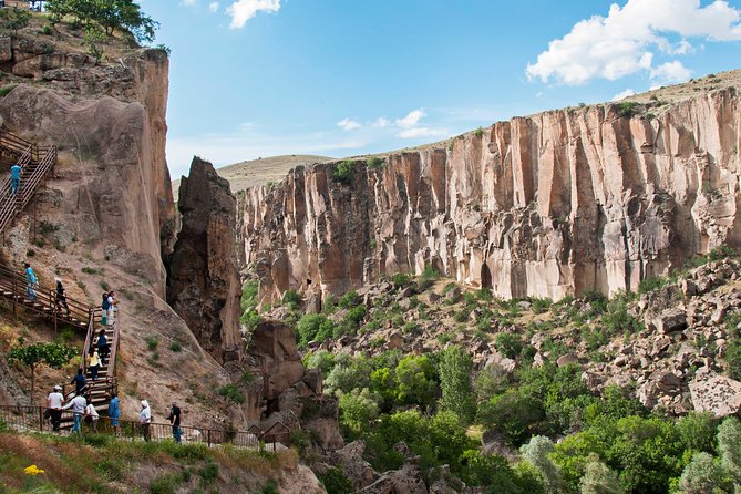Deep Green Zone Ilhara Valley Hicking Full Day Tour - Photography Opportunities