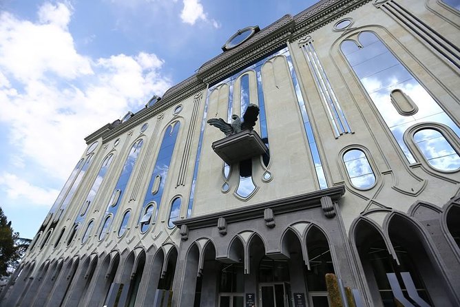 Design and Urban History Tour, Tbilisi - Navigating Tbilisis Diverse Neighborhoods