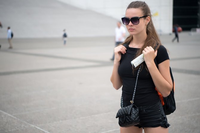Design Lovers Tour With a Local in Milan - Booking Process