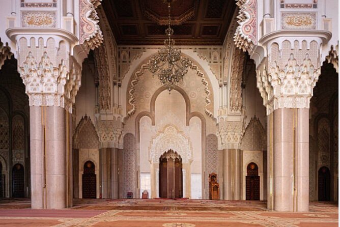 Discover Casablanca: Private Tour With Hassan 2nd Mosque Access - Guidance From Knowledgeable Hosts