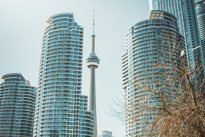 Discover Torontos Waterfront With a Smartphone Trivia Game! - Flexible Experience
