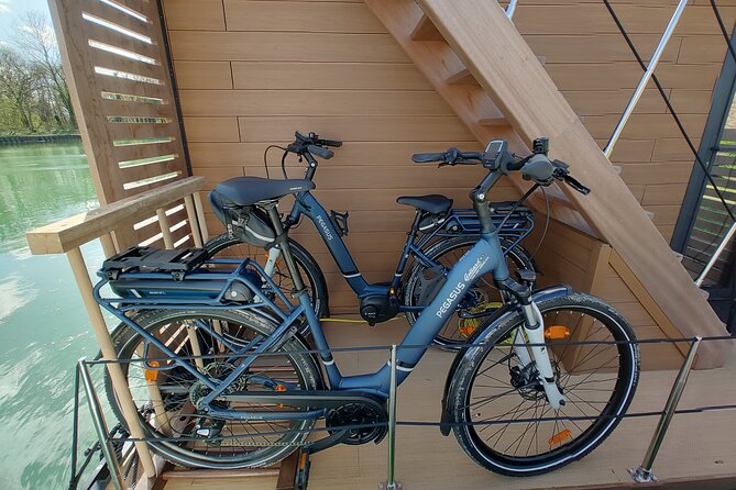 Eco-Responsible House Boat Rental in Aÿ Champagne With Driver - Eco-Friendly Boat Rental