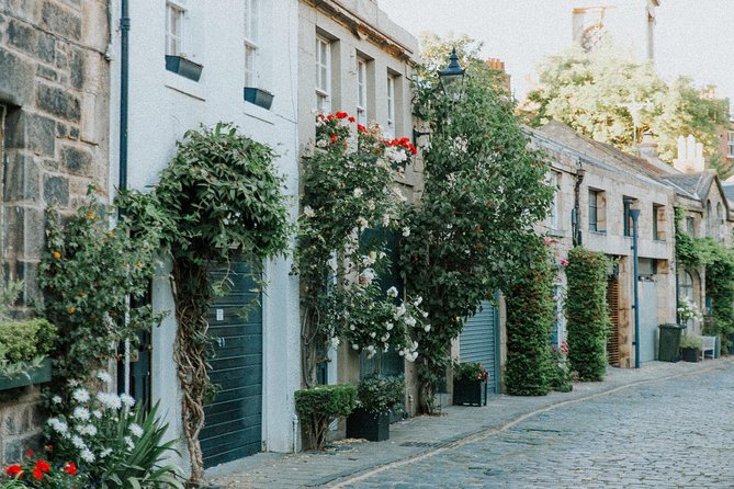 Edinburgh Hidden Gems Tours With Locals: 100% Personalized & Private - Accessibility Features