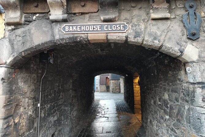 Edinburgh Outlander Self-Guided Private Tour - Pre-Tour Preparation