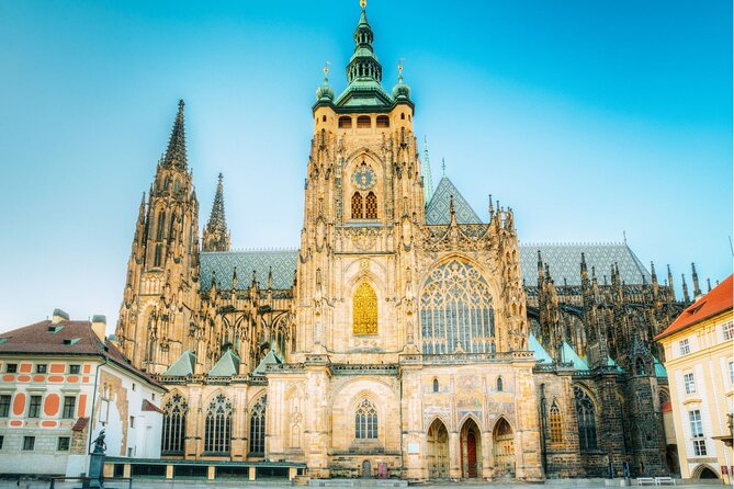 Entry Ticket to Prague Castle & Surroundings With Audio Tour - Refund Requests and Investigations