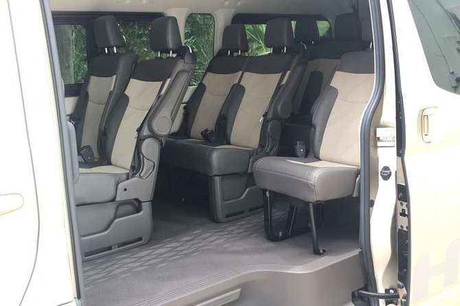 Excellence Oyster Bay Private Airport Transfers - Accessibility and Group Size