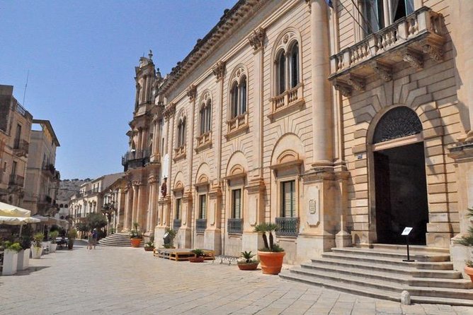 Excursions Tour of the 4 Baroque Cities of the Val Di Noto - Tour Booking