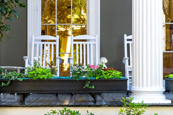 Explore New Orleans Garden District: Private 2-hour Walking Tour - Accessibility and Fitness Level