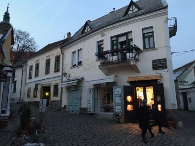 From Budapest: Szentendre Half-Day Tour - Additional Tips for Visitors