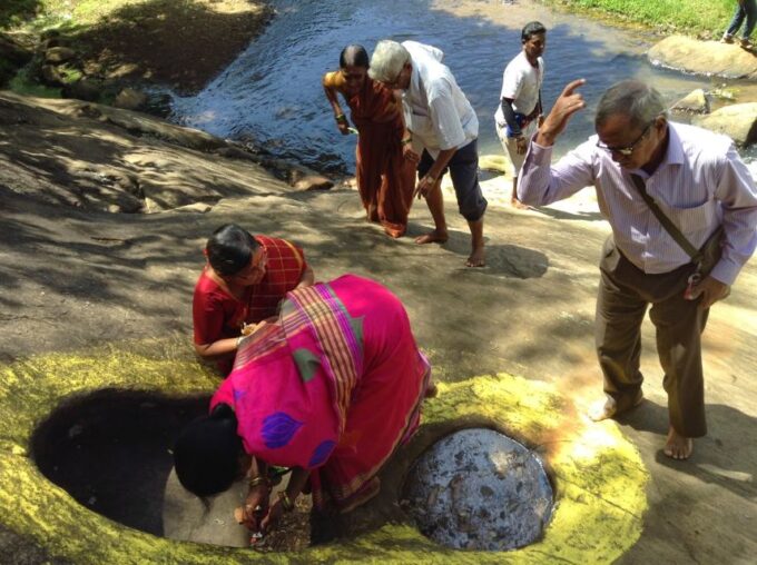 From Colombo: Ramayana Trail and Seetha Amman 6-Day Tour - Accommodation and Meals