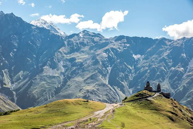 Full Day Tour to Kazbegi - Traveler Impressions