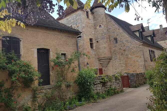 Full Day Tour With a English Speaking Driver Guide Rocamadour and the Most Beautiful Villages in Fra - Tour Highlights