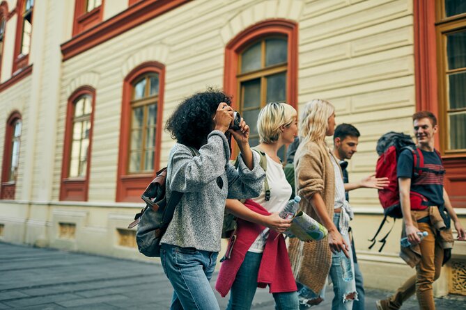 Gastown's Epicurean Journey: A Walk Through History & Taste - Taking in Gastowns Lively Atmosphere
