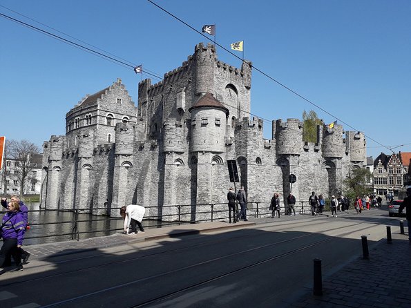 Ghent Beer and Sightseeing Adventure - Proximity to Public Transportation Options
